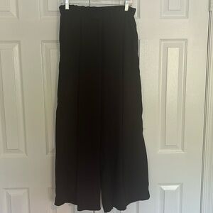 Wide Leg Flowy Black Pants Size 6
